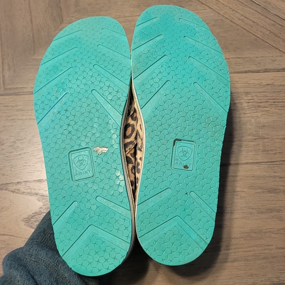 Ariat womens cruiser cheeta size 6 - Picture 4 of 8